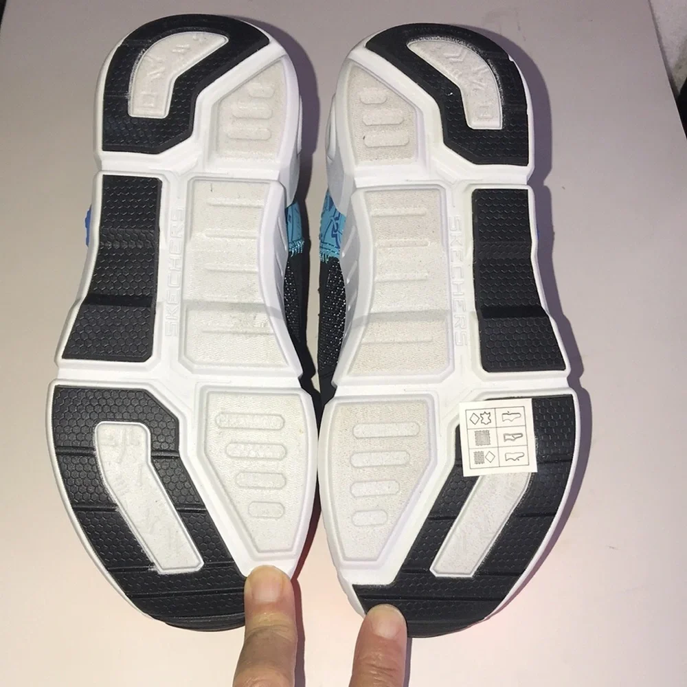 NIB Unisex Sketchers Gametronix Sneakers